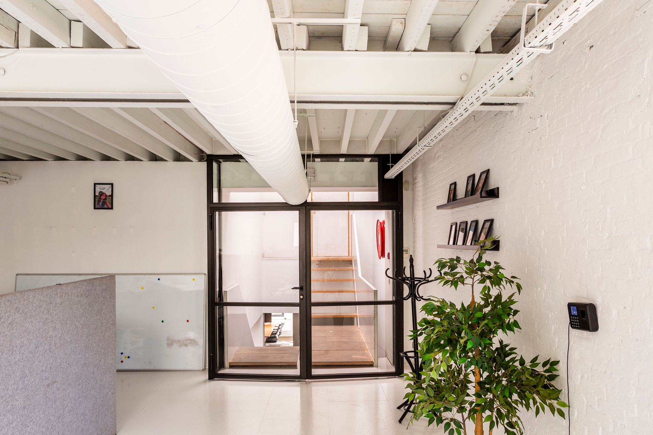 commercieel gebouw met triplexapp. op toplocatie aan KMSKA foto 12