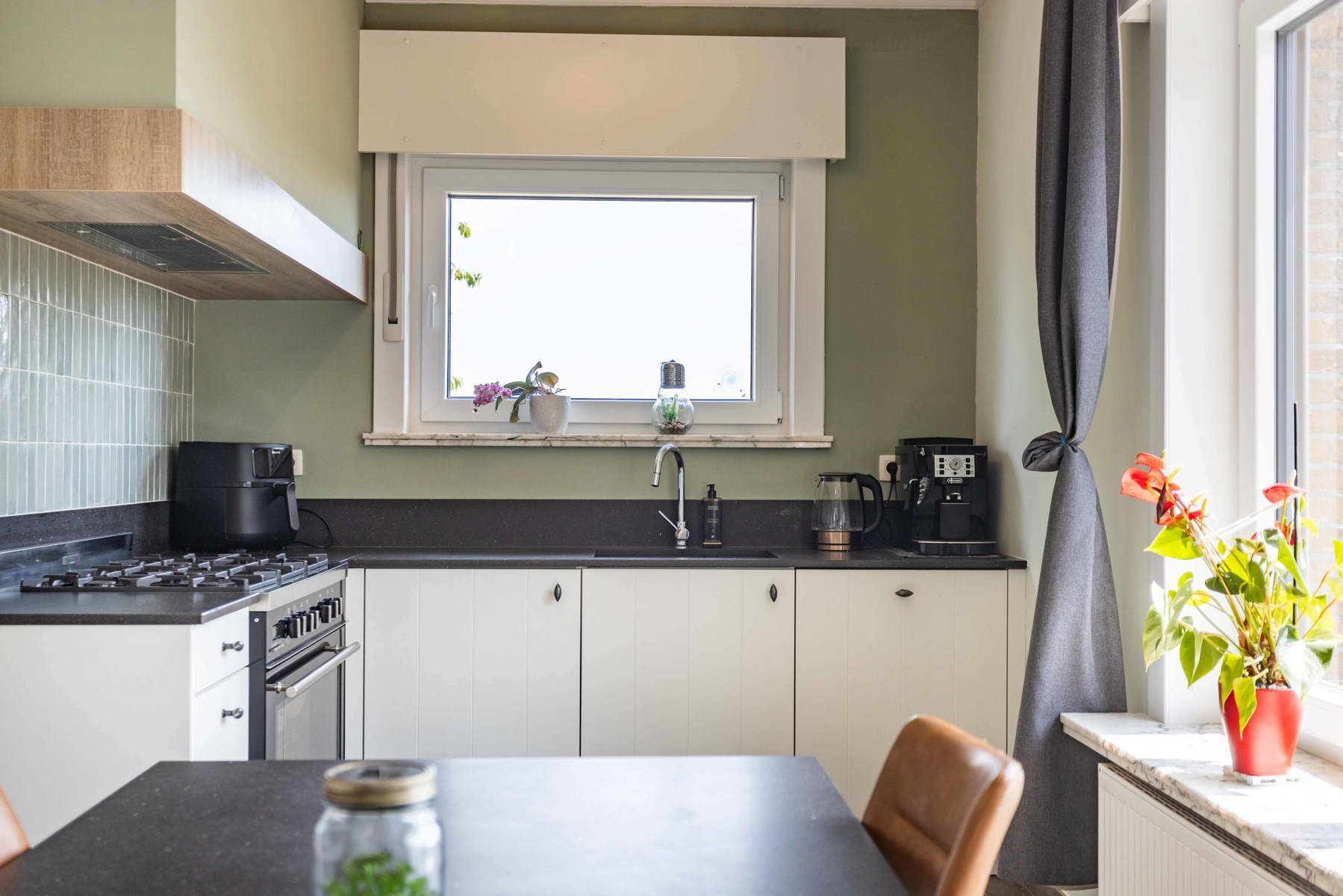 Rustig gelegen vrijstaande bungalow met 3 slaapkamers  foto 11