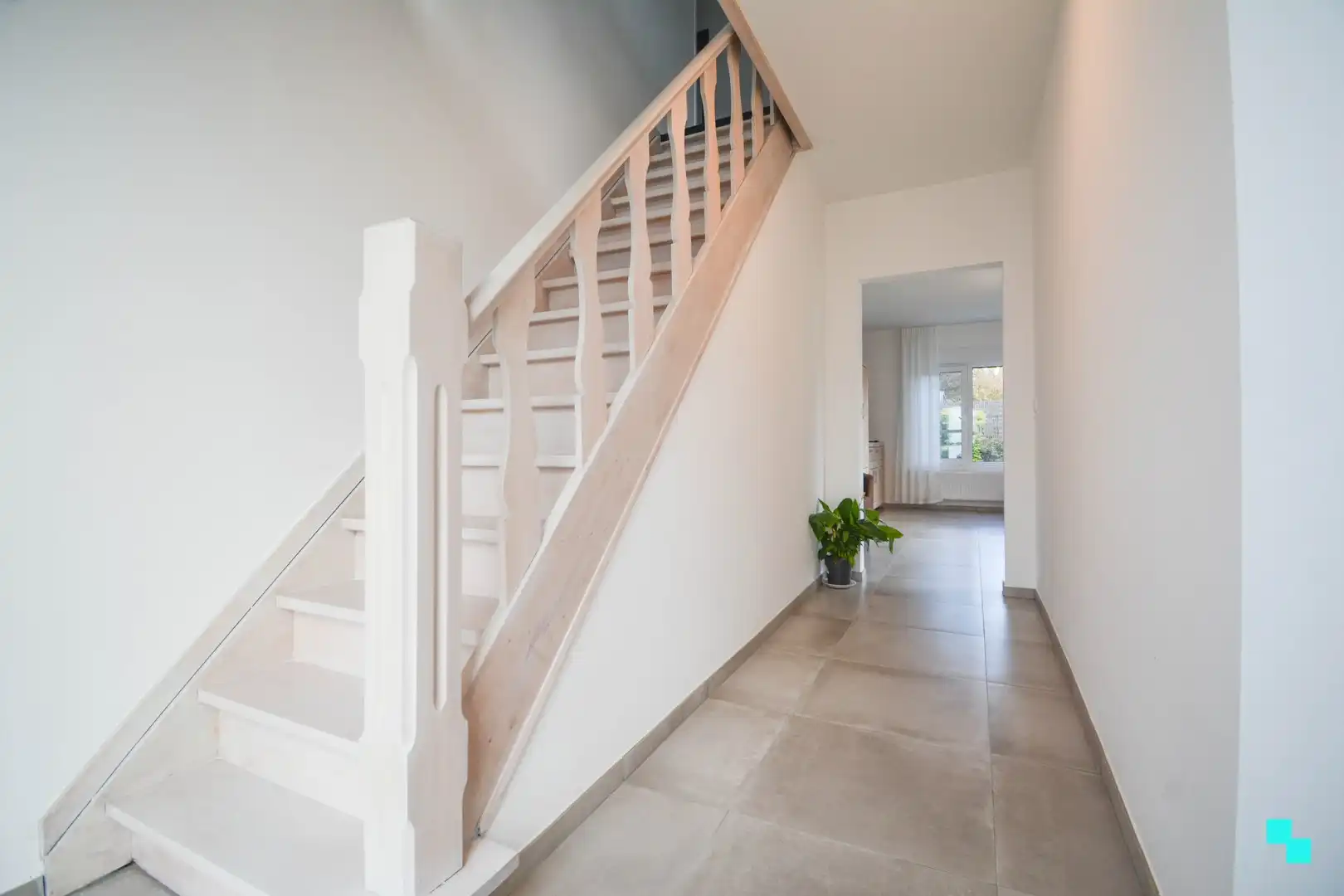 Instapklare woning op kindvriendelijke ligging te Hooglede foto 3