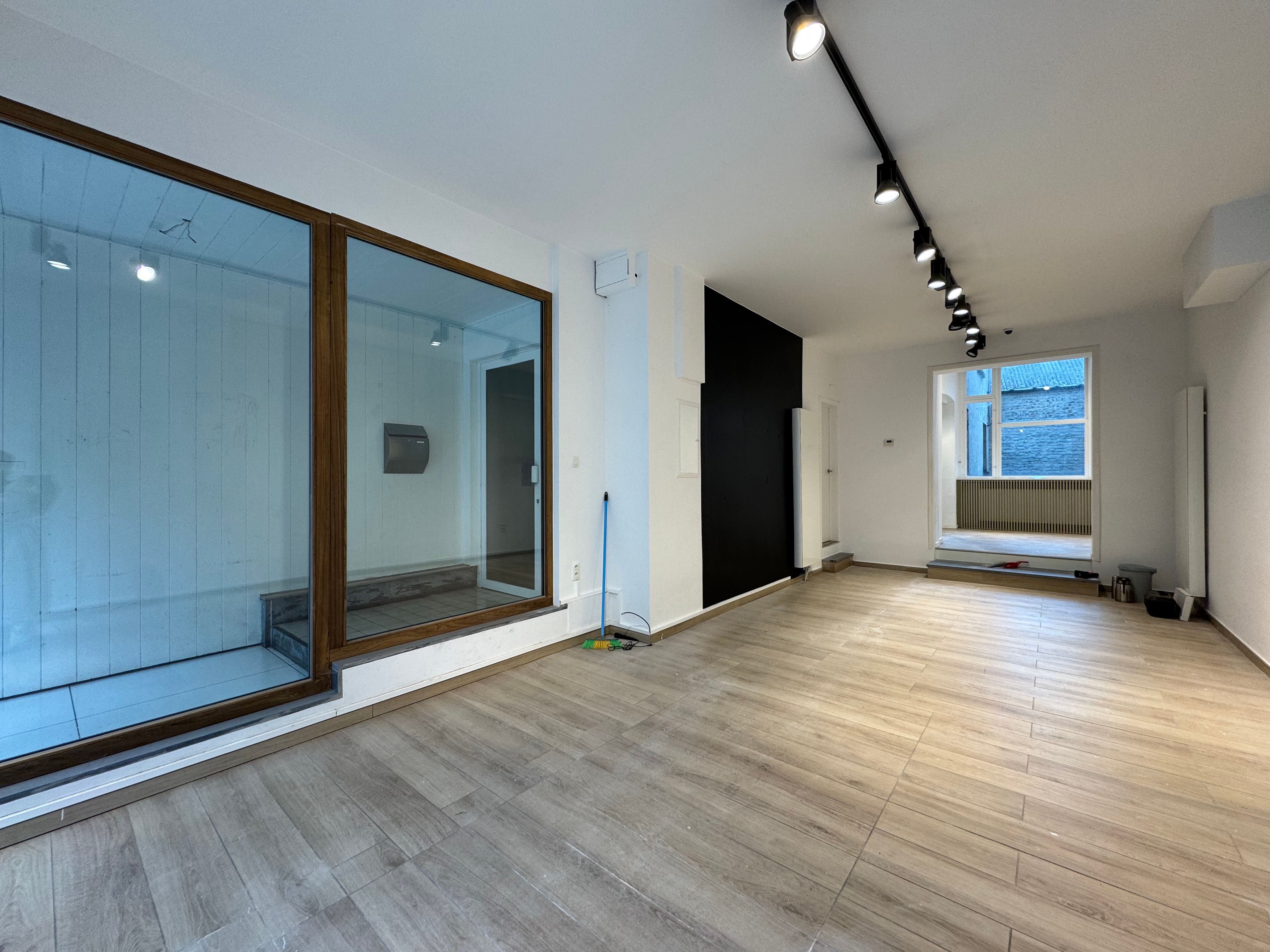 Handelsgelijkvloers 50m² foto 4