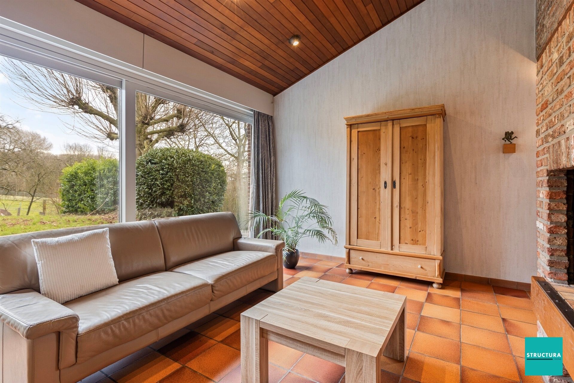 Woning op toplocatie met achterliggend groen foto 5