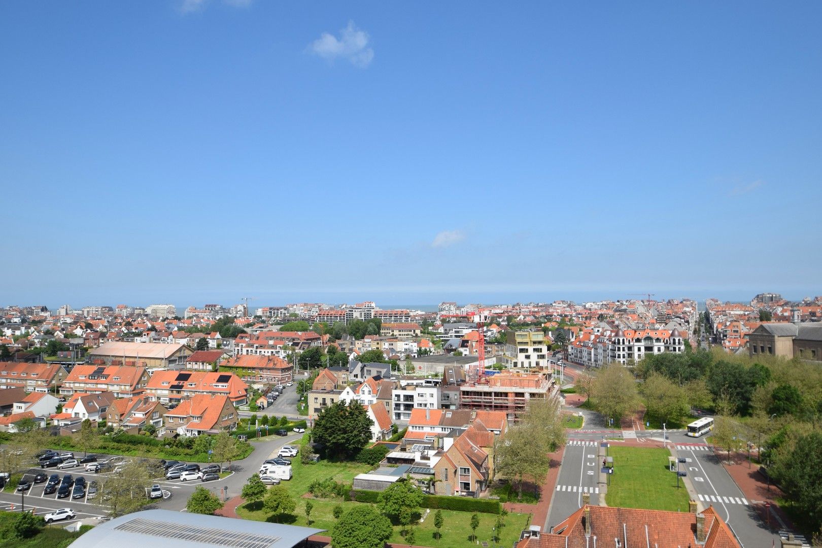 Magnifiek nieuwbouw appartement op de 10de verdieping genietend van panoramische zichten te Duinenwater. foto 11