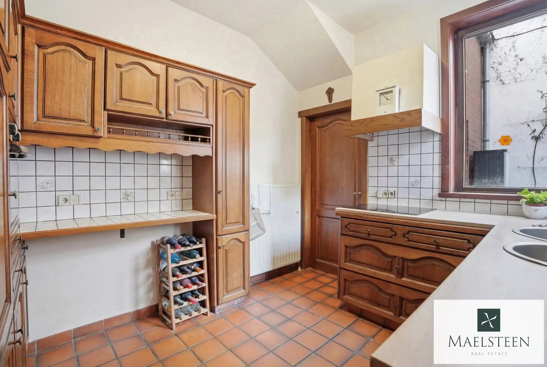 Op te frissen woning in het hart van Brugge centrum foto 10