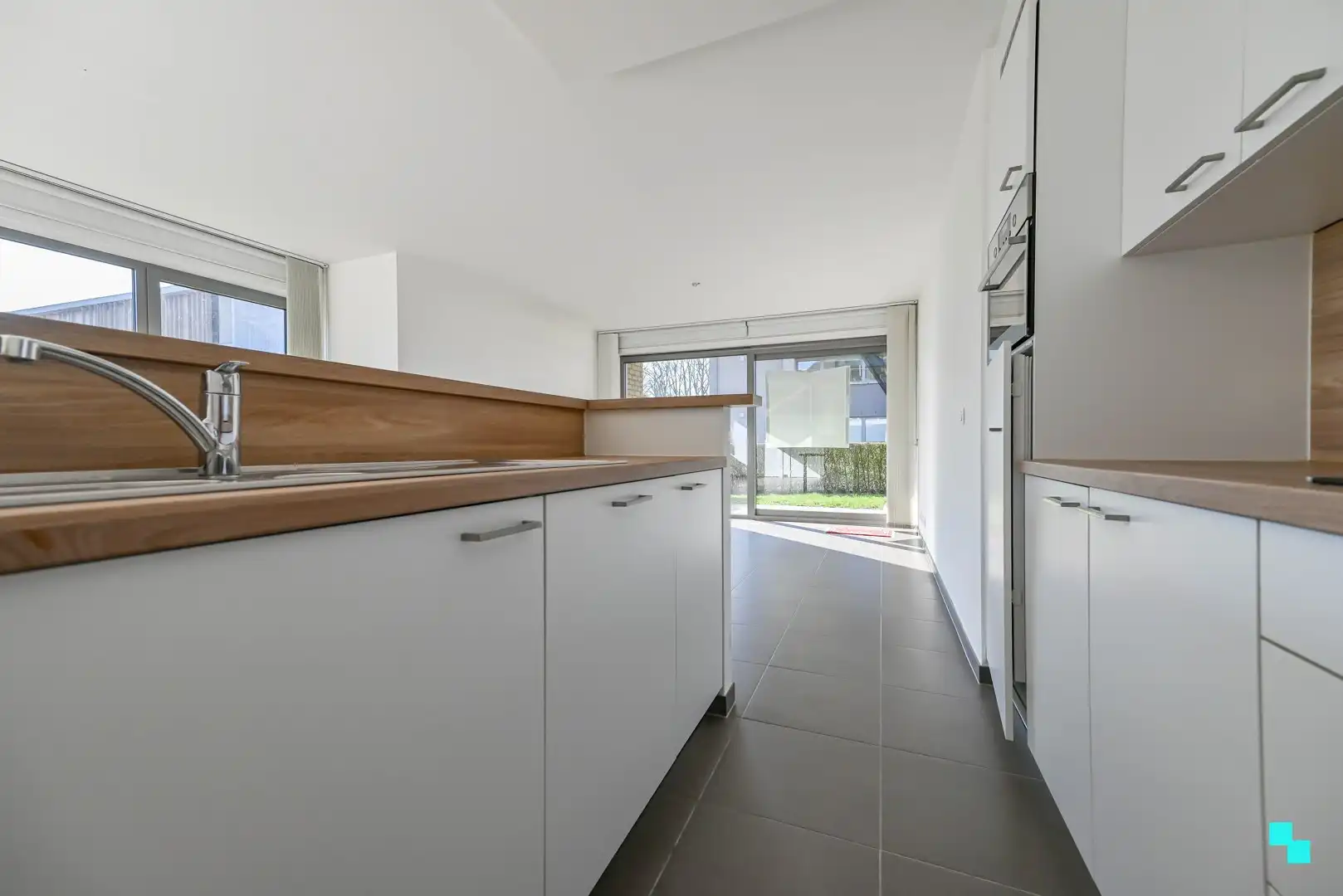 Gelijkvloers hoekappartement nabij kasteelpark Blauwhuis te Izegem foto 15