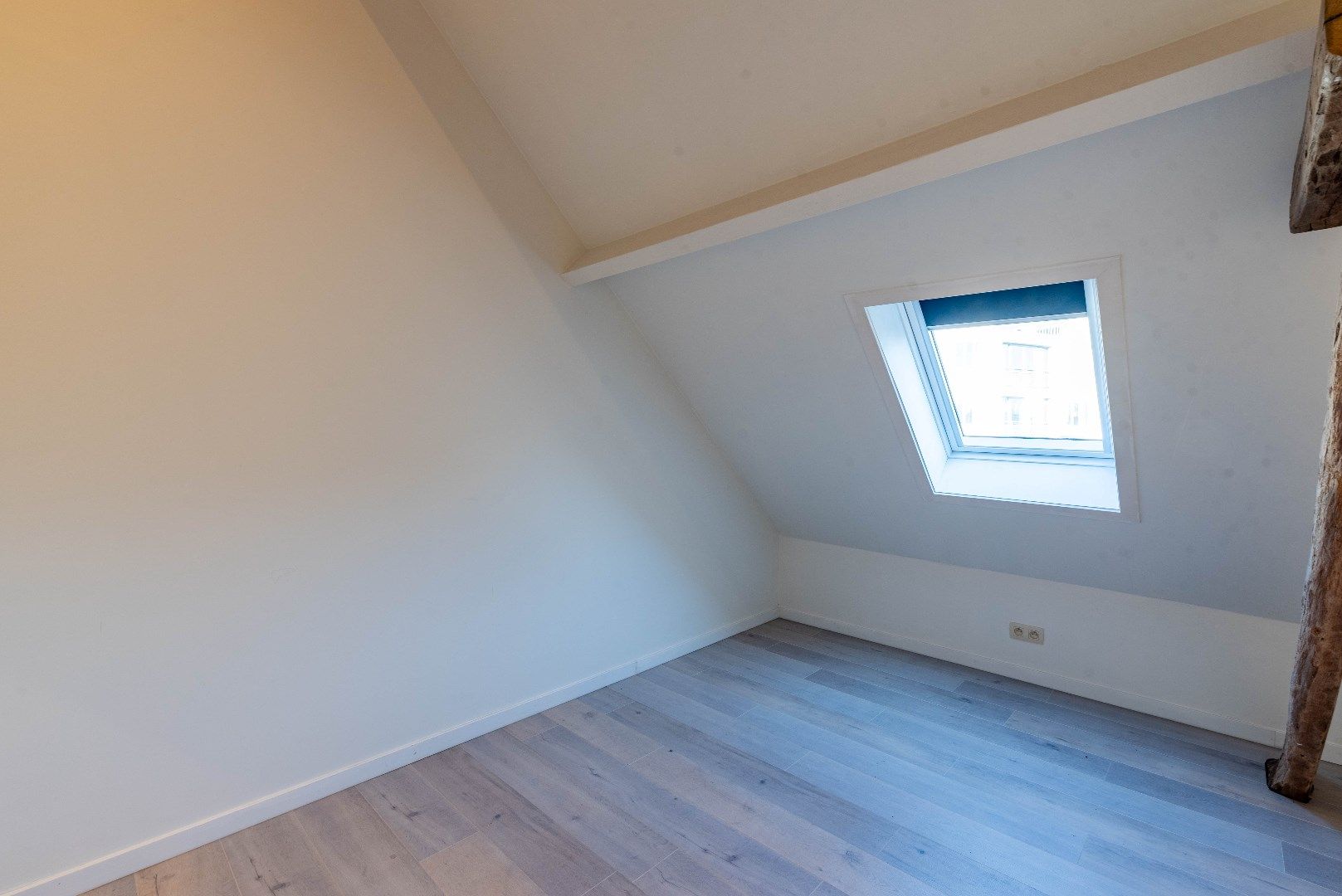 Gerenoveerde woning met twee slaapkamers foto 18