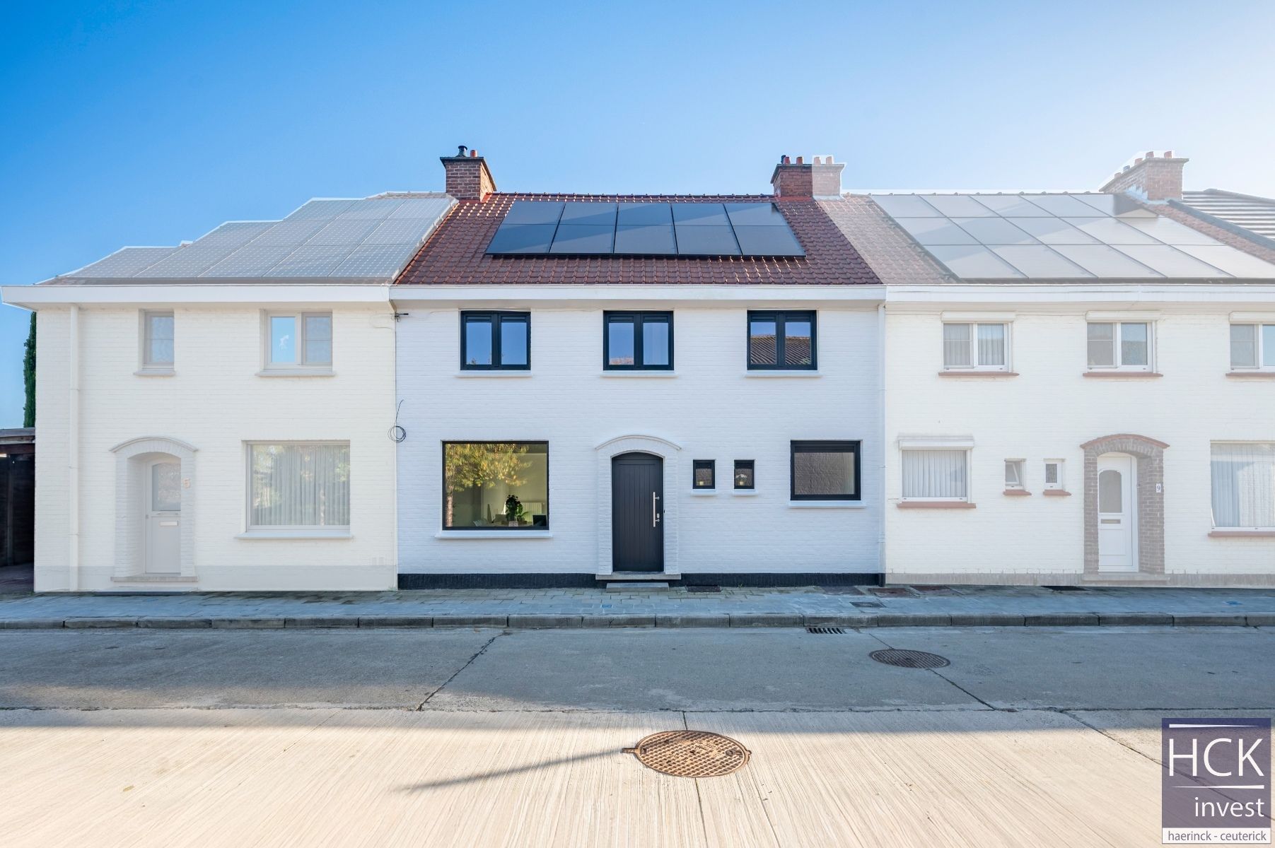 WAREGEM - Instapklare & energiezuinige woning met 4 SLPK. én uitweg foto 2