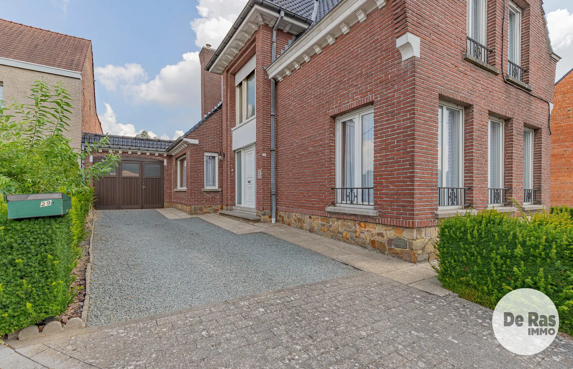 ERONDEGEM - Solide, te renoveren woning met 3 kamers foto 25