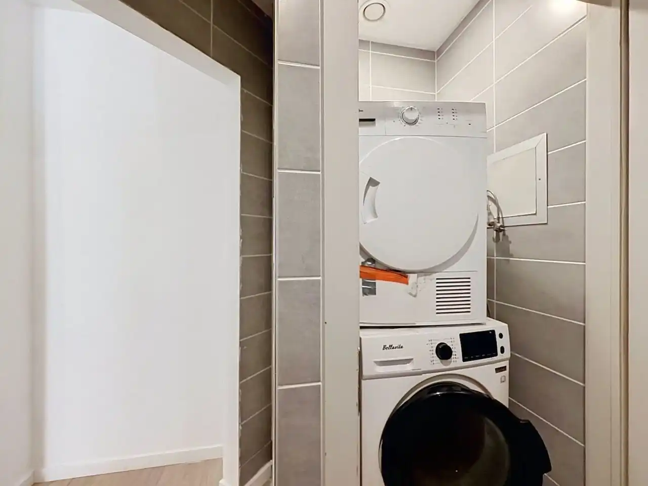 Buitengewoon ruim gelijkvloers appartement met 3 slaapkamers en hobbyruimte foto 12