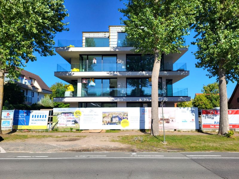 Exclusief nieuwbouw appartement op residentiële ligging foto {{pictureIndex}}