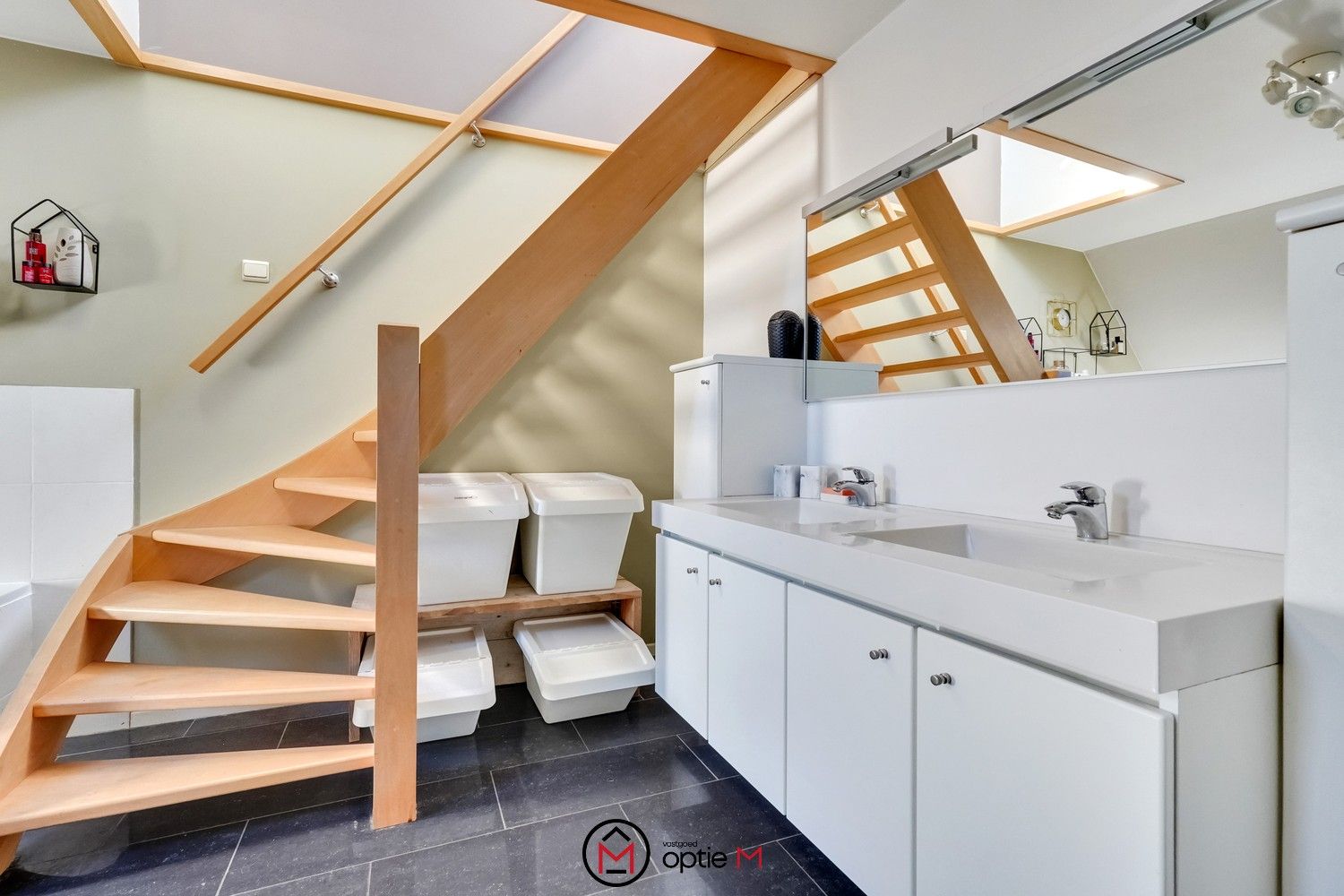 Charmante woning met 4 slaapkamers + weide foto 18