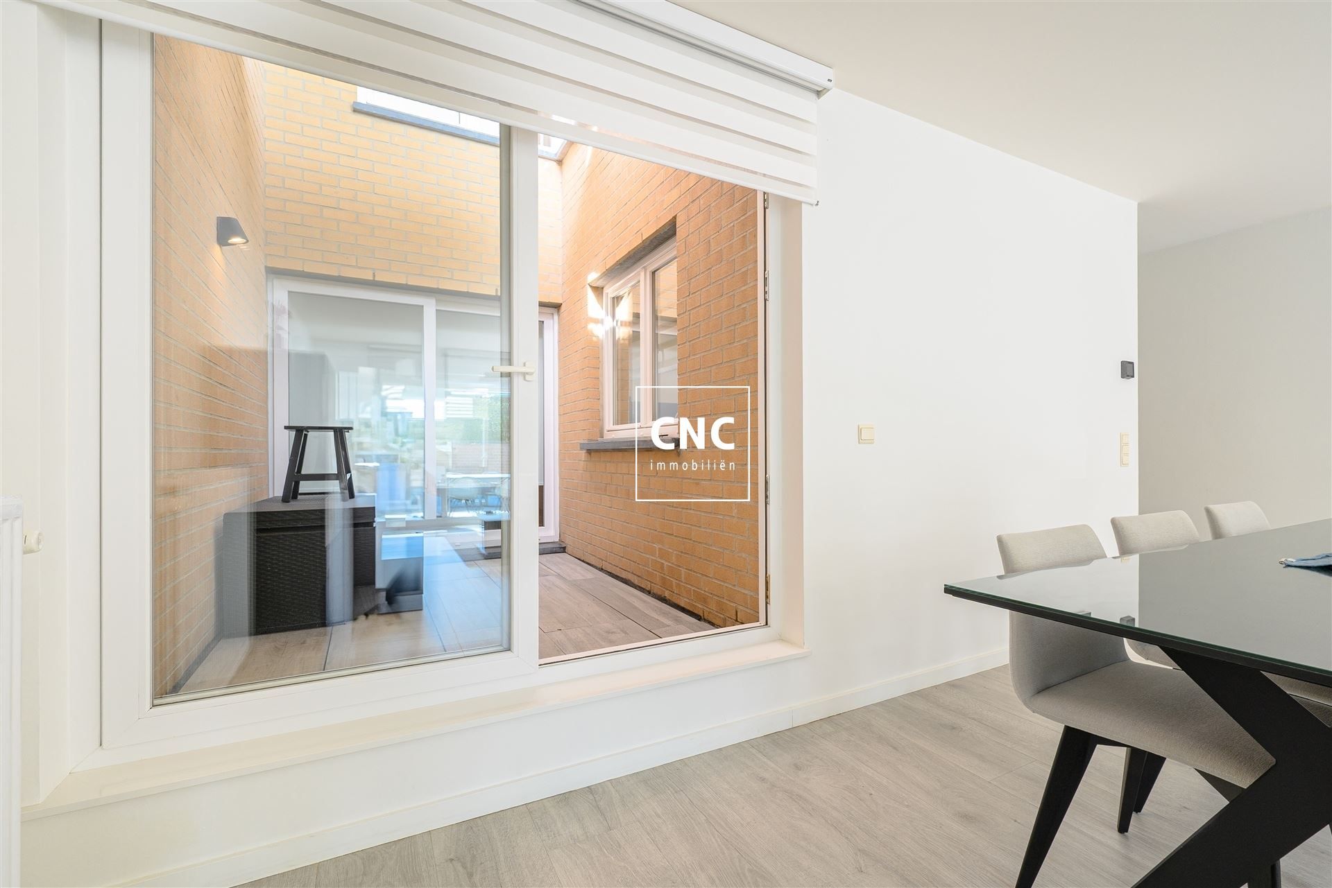 Modern gemeubeld appartement met zonneterras in Oud Knokke foto 8