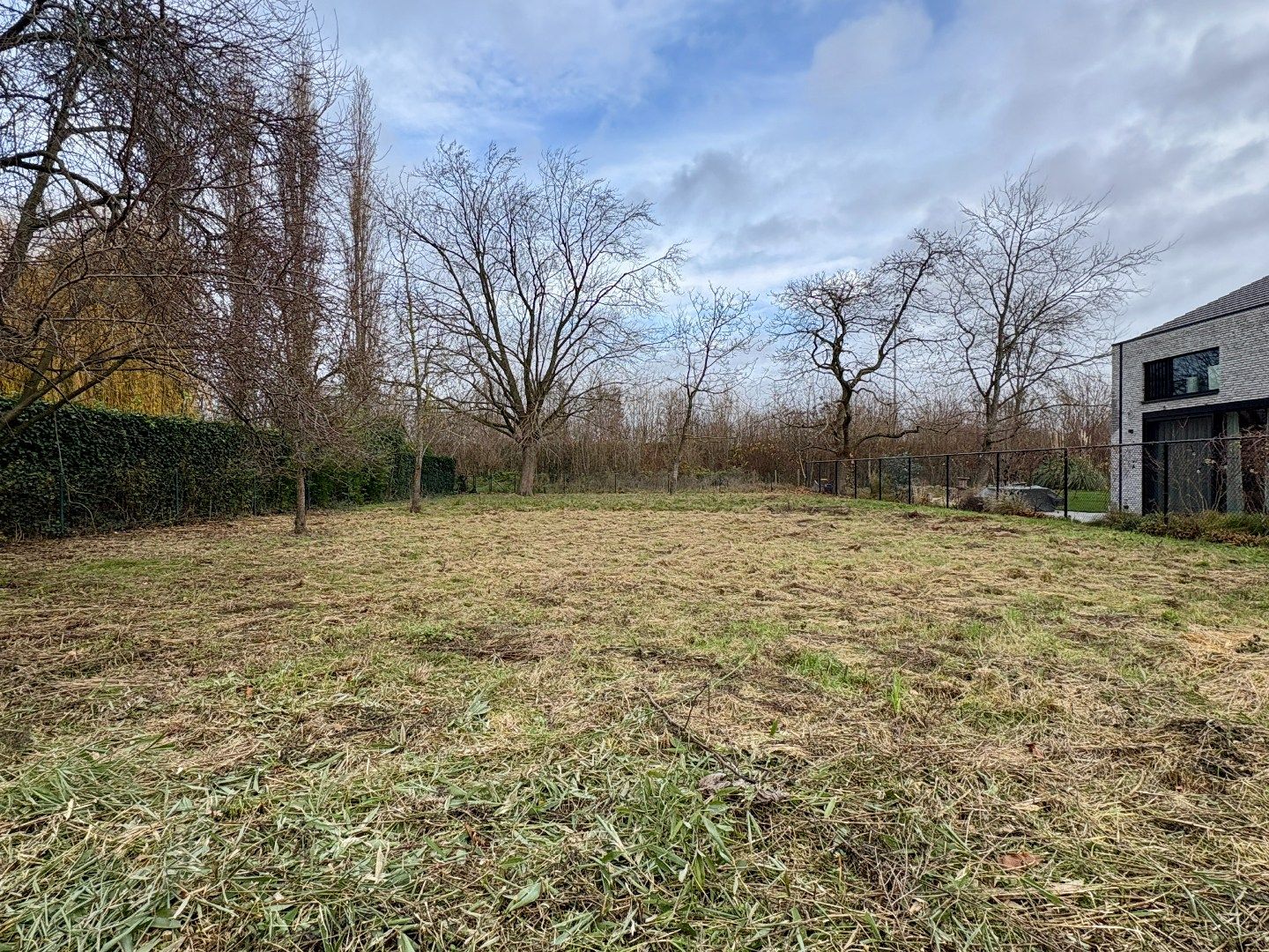 Uniek perceel bouwgrond van 800m² in de Pius X wijk foto 3