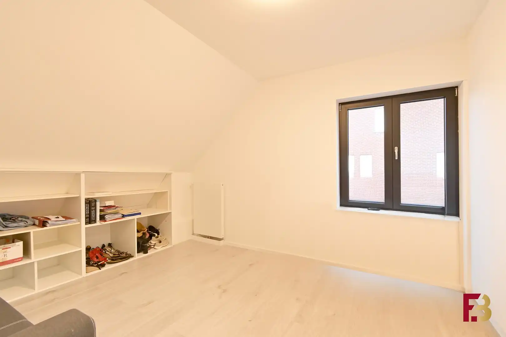 Stijlvol en ruim appartement met terras nabij het centrum van Merelbeke foto 13