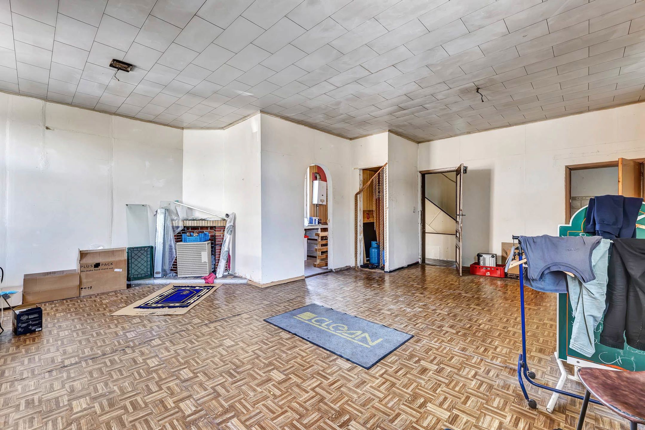 Gewaardeerd restaurant/handelspand met appartementen foto 25