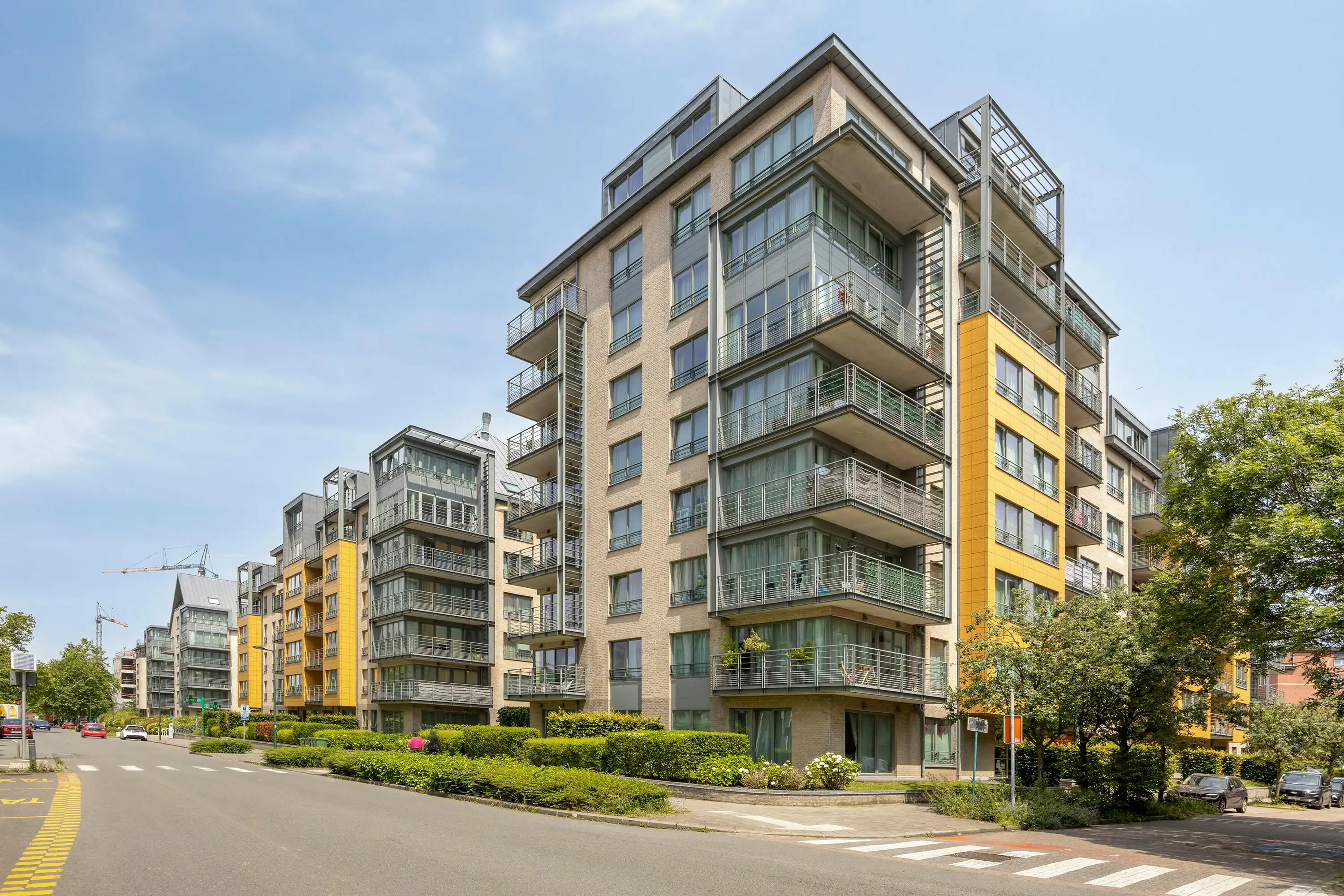 2-kamer appartement te koop in Evere aan de NAVO foto {{pictureIndex}}