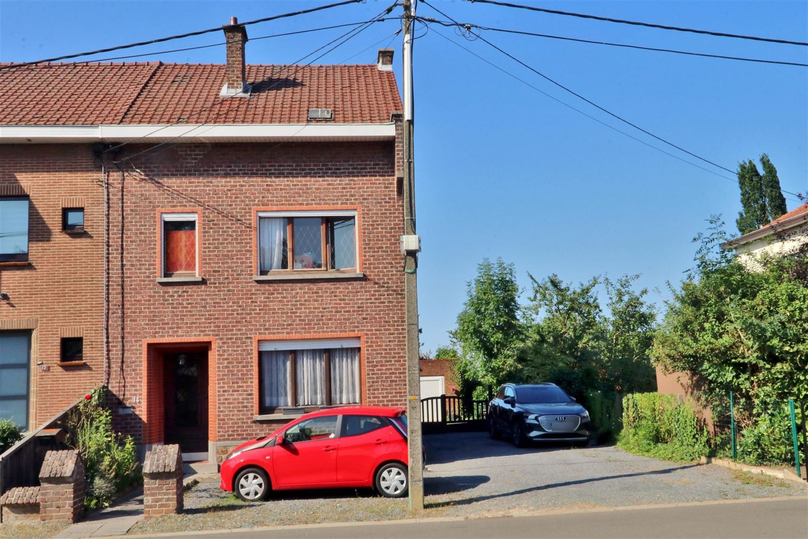 Woning met 3 slaapkamers en grote tuin foto 1