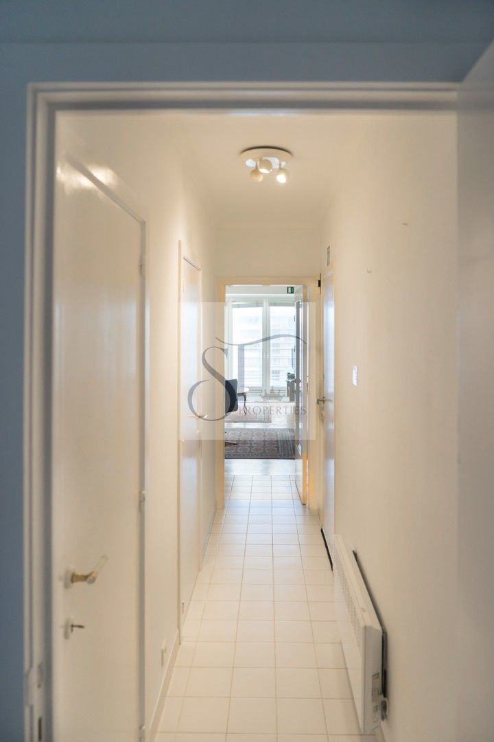 Gemeubeld appartement met zeezicht op toplocatie! foto 10