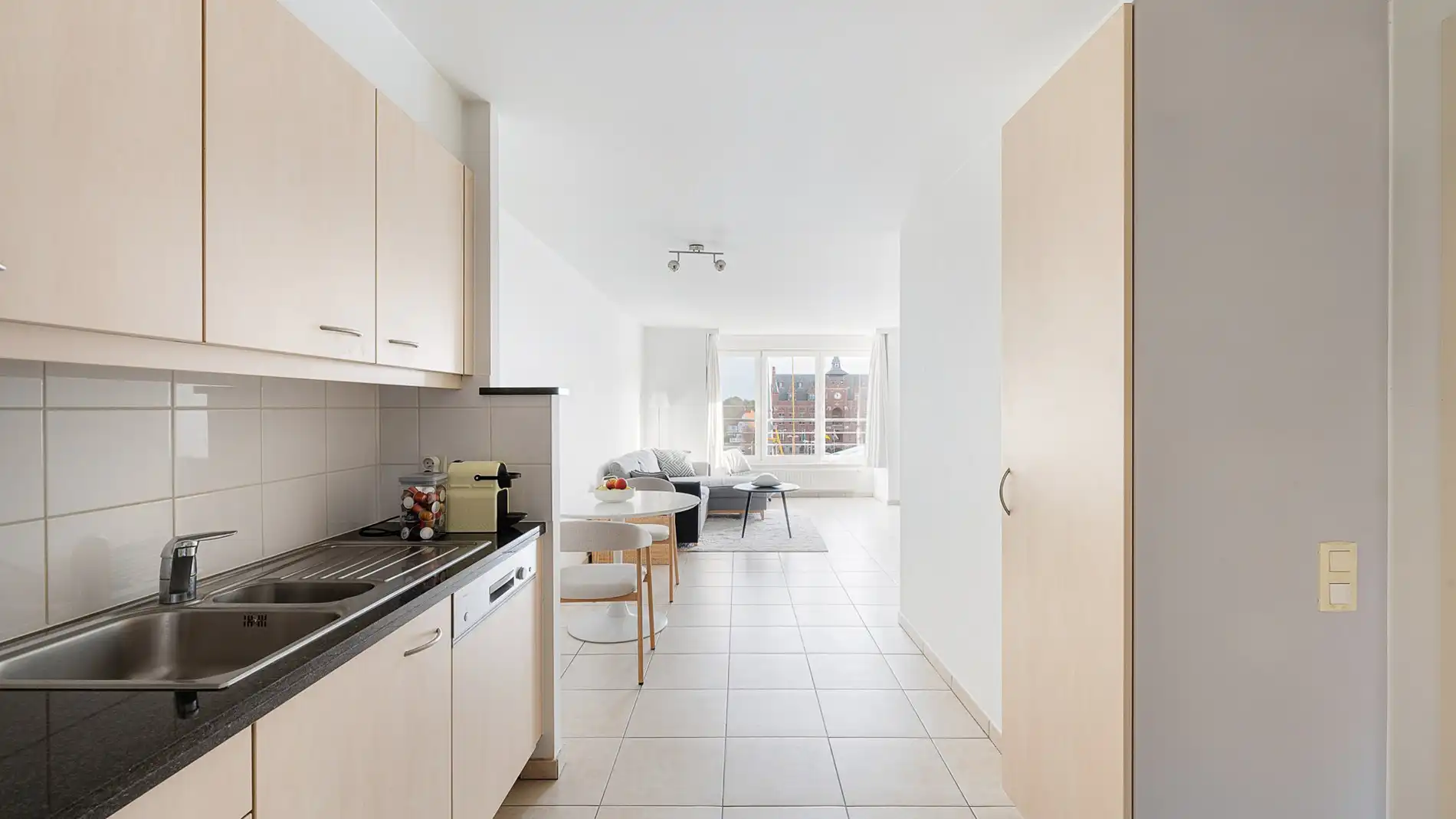 Appartement met open zicht te koop in de Lippenslaan foto 8