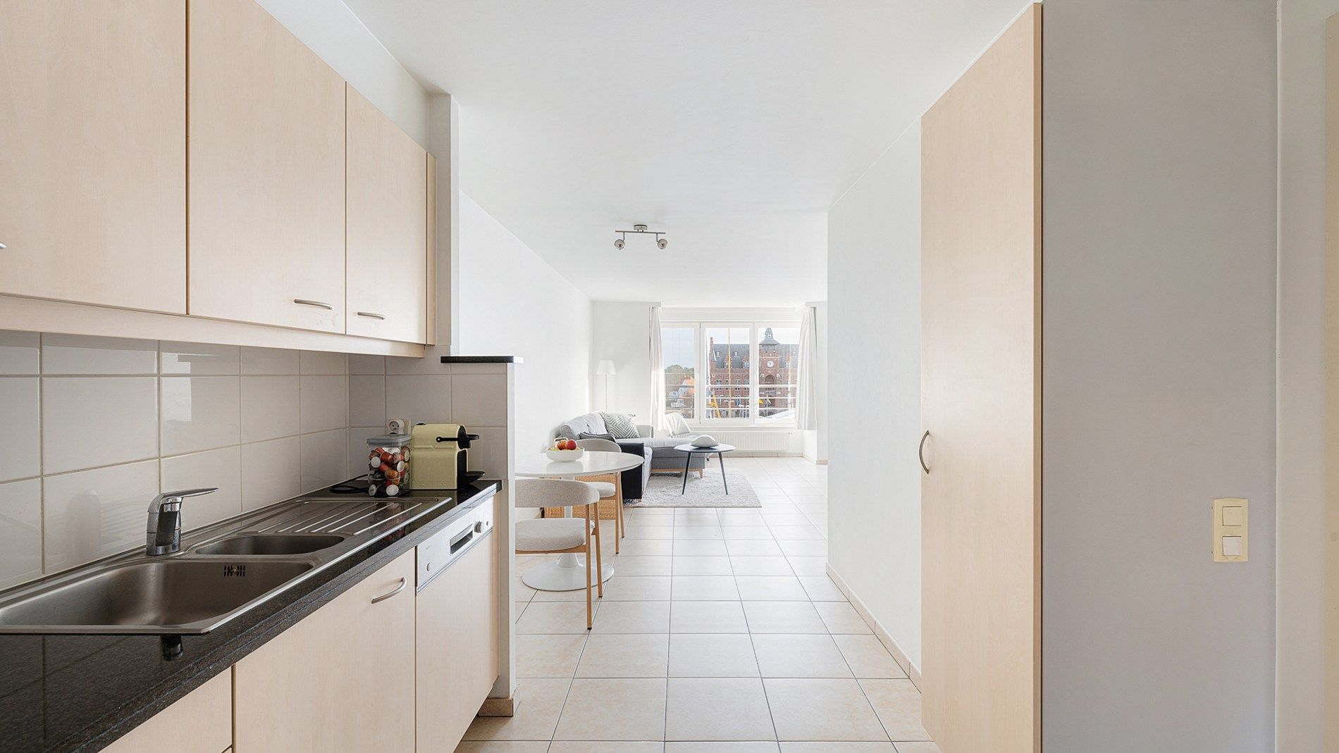 Appartement met open zicht te koop in de Lippenslaan foto 8