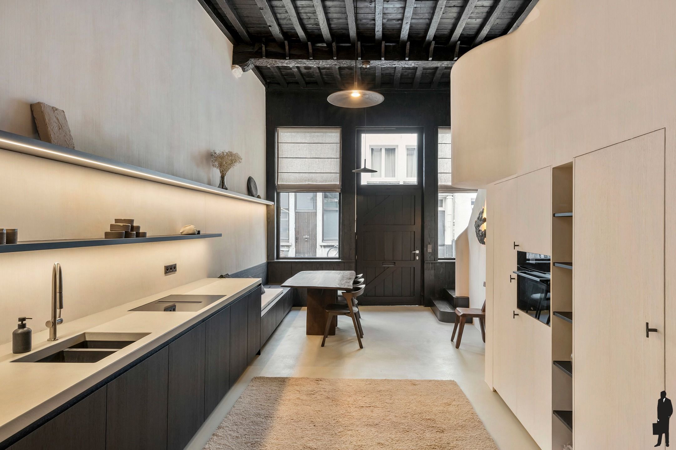 Neoclassicistische stadswoning uit de 19de eeuw met zicht op de Schelde en de Kathedraal foto 4