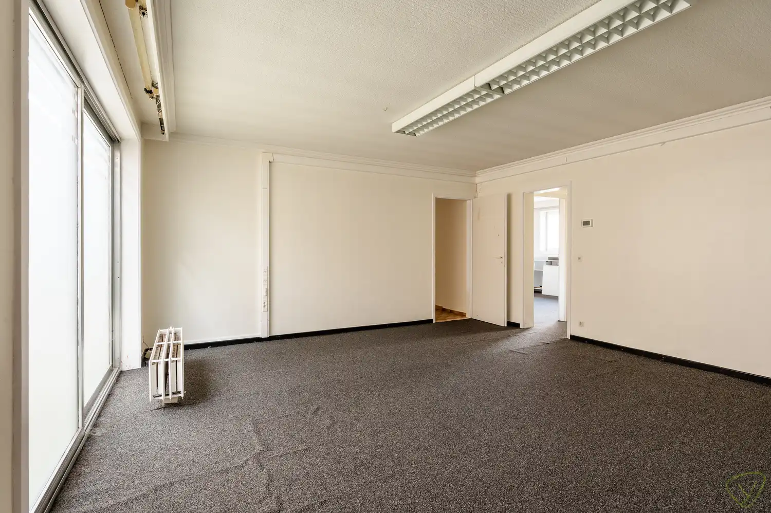 Commercieel gunstig gelegen handelsruimte in het centrum van Eeklo foto 10