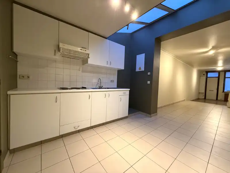 Instapklare woning nabij Miljoenenkwartier en Sint-Pietersstation foto 9