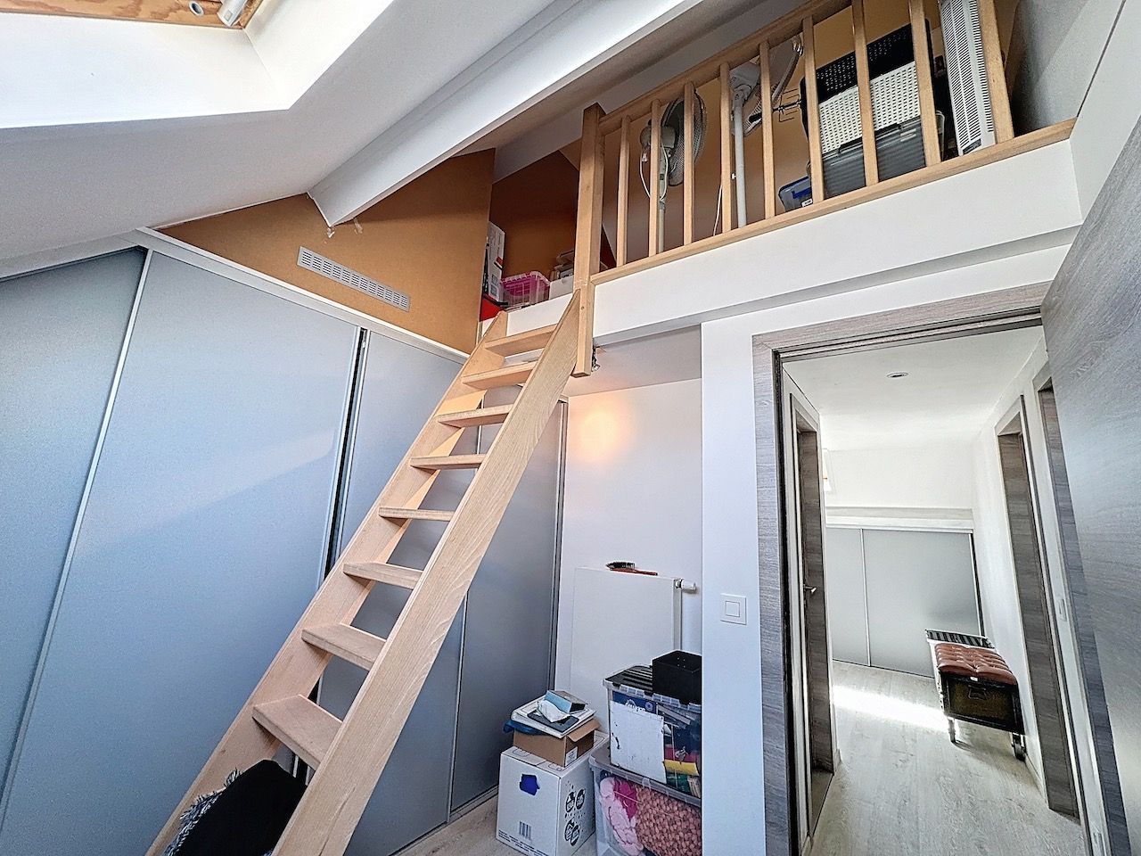 Volledig gerenoveerde gezinswoning met vijf slaapkamers te Heist aan Zee foto 25
