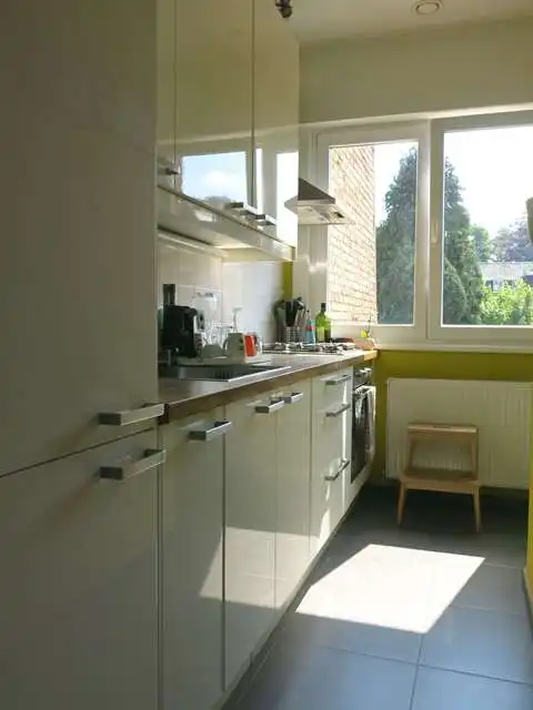Ruime 2-slaapkamerwoning met Tuin te huur in Assebroek Brugge foto 4