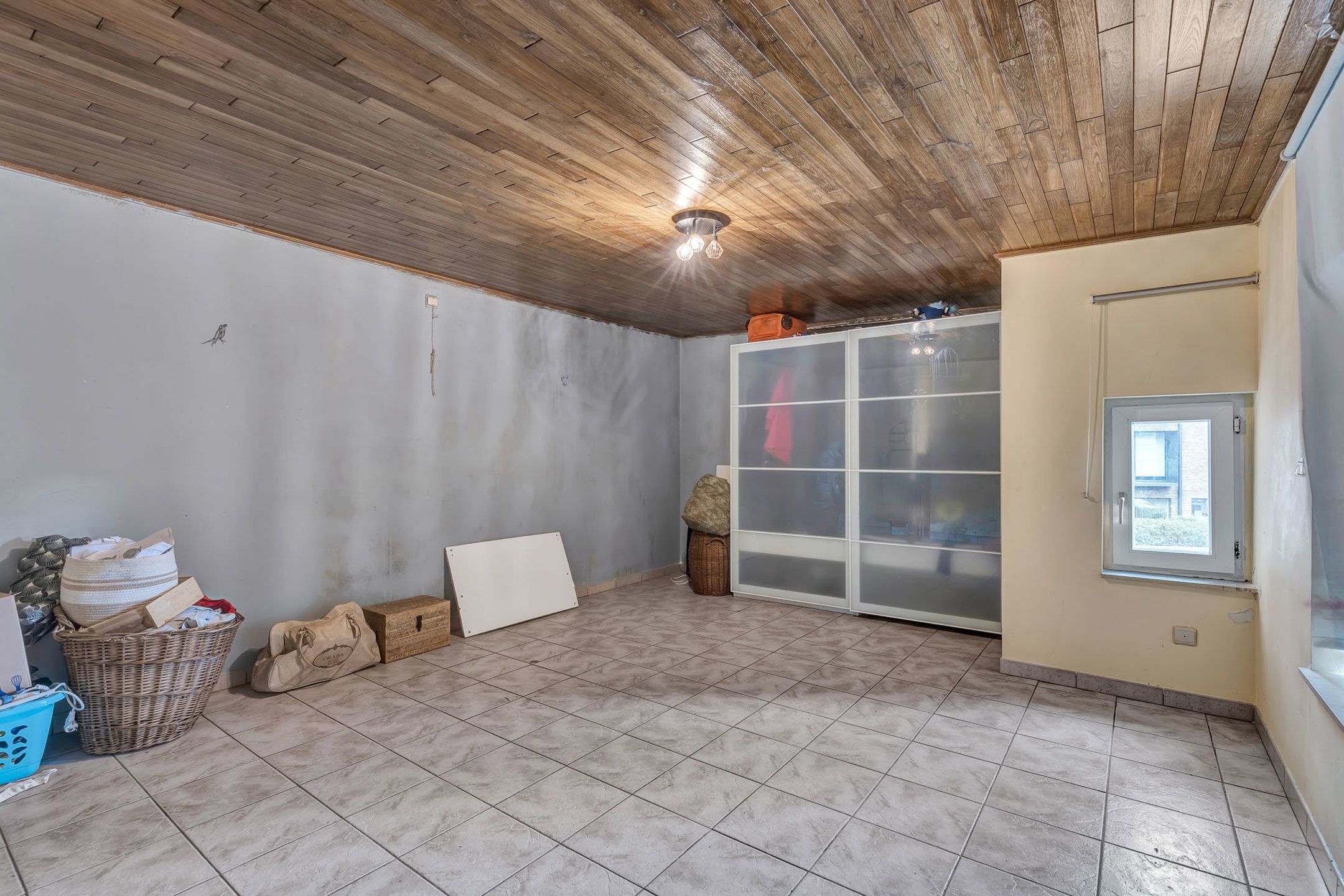 Te renoveren woning op strategische locatie foto 14