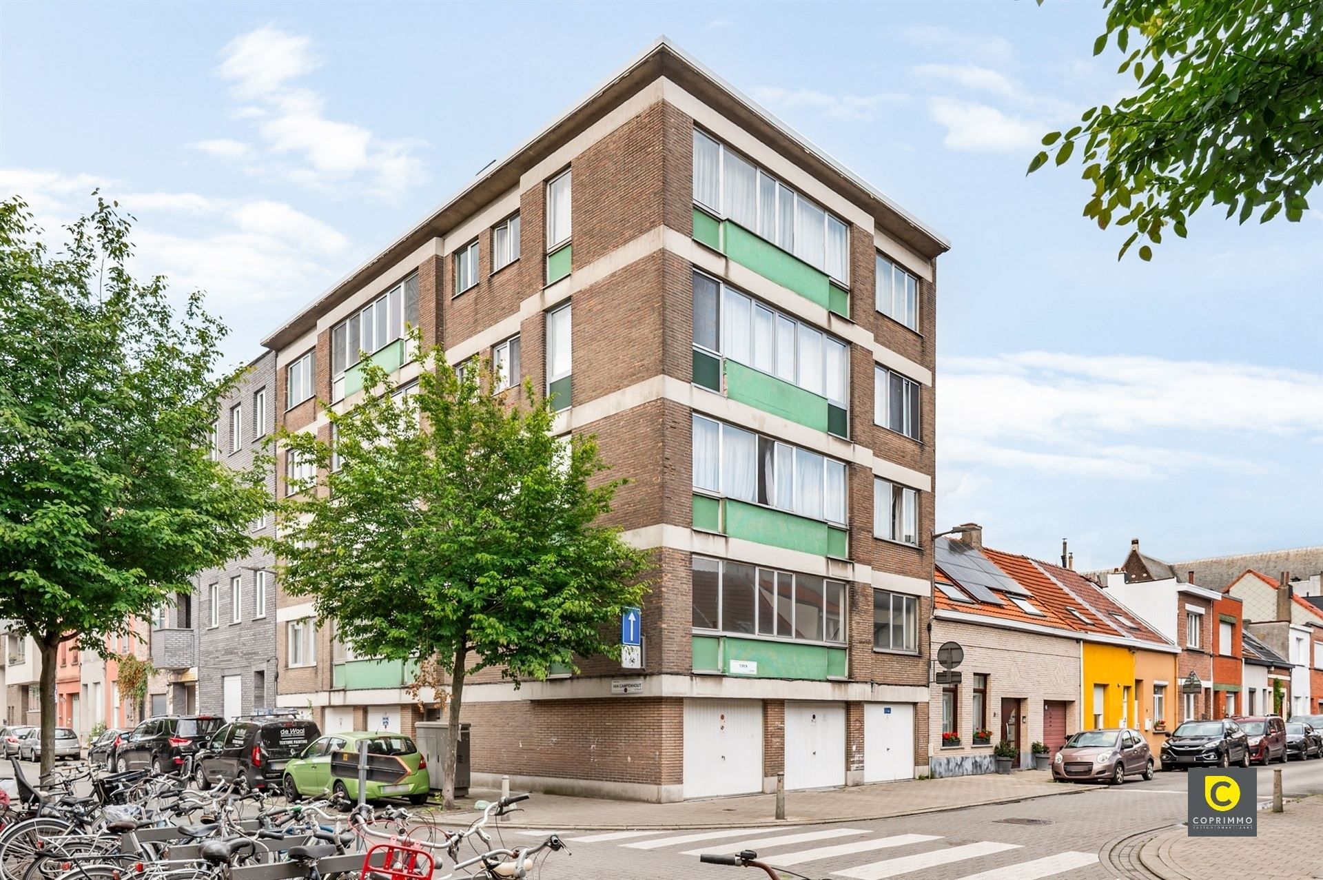 Lichtrijk 2 slpk app met airco te Oud Berchem! foto 11