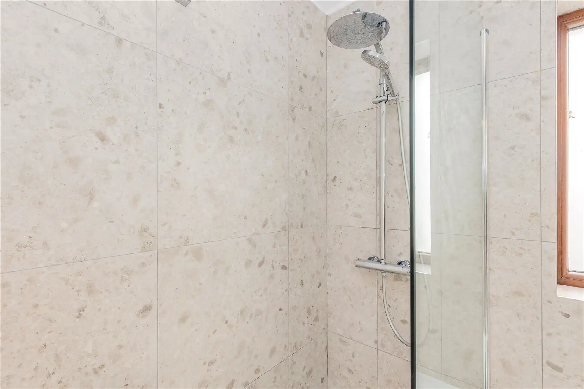 Stijlvolle gerenoveerde halfopen bebouwing met tuin en 3 slaapkamers in Oostmalle foto 27