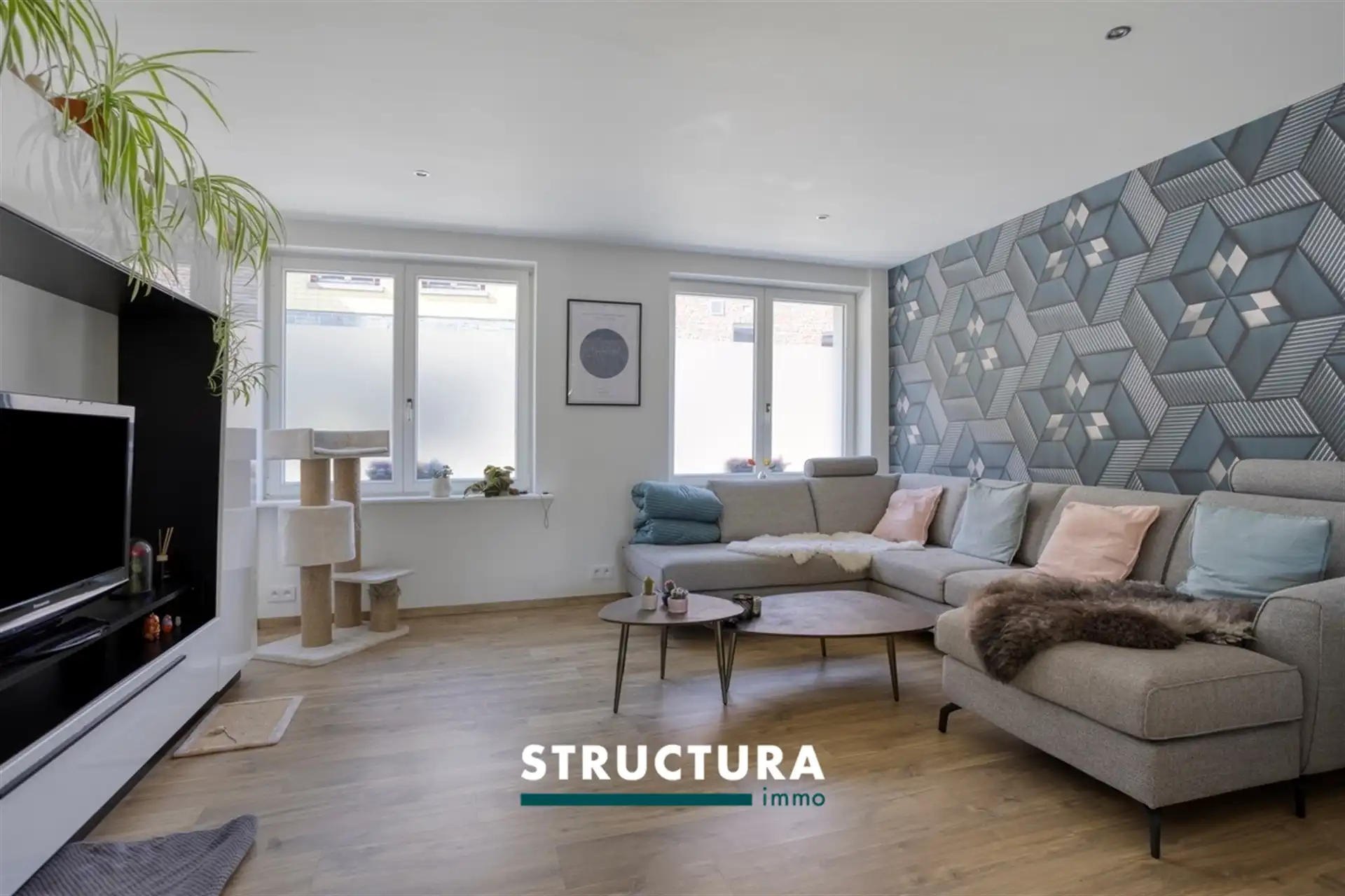 Ruime, volledig gerenoveerde woning in hartje centrum foto 4