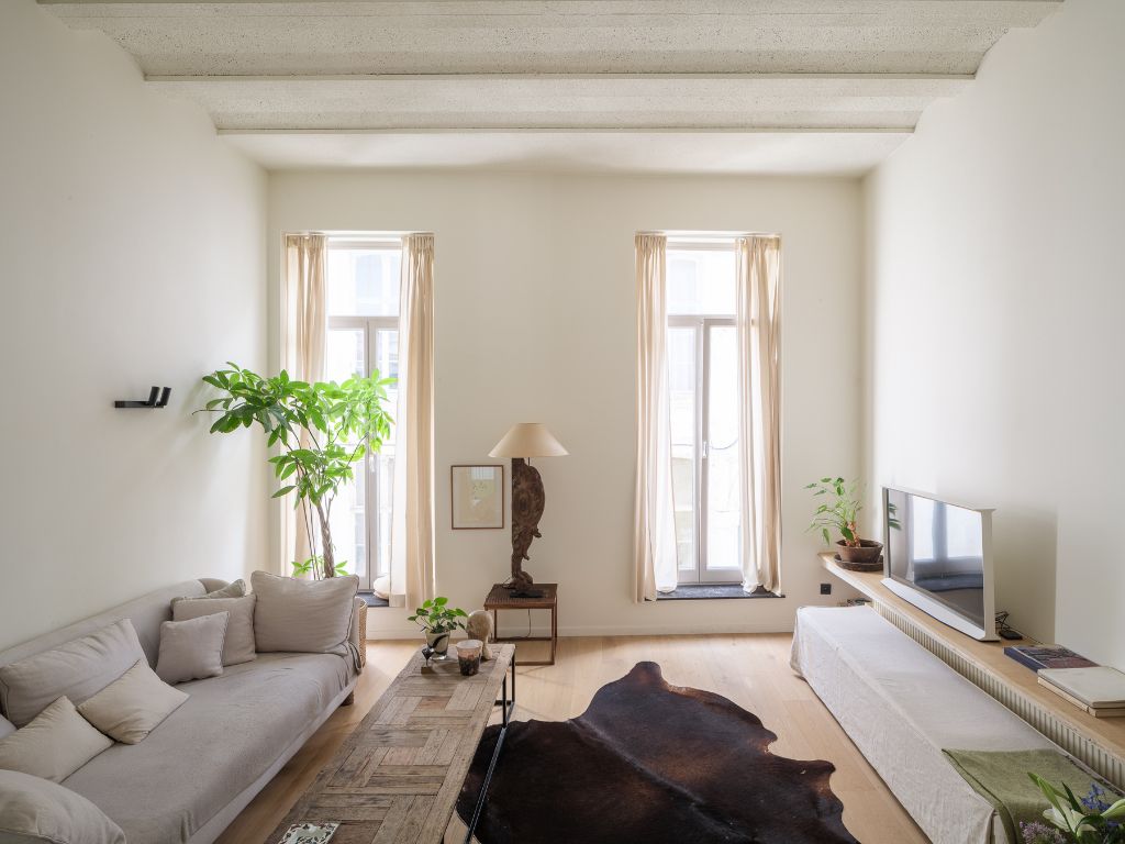 Toplocatie Centrum Gent – Stijlvol 2 slpk-appartement met ‘loft-allures’ en buitenruimte in de Koningstraat. foto 2