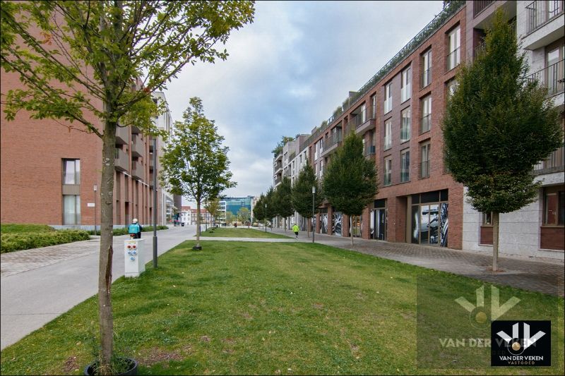 Gezellig, recent en centraal gelegen 2 slpk appartement met zuid-gericht terras foto 23