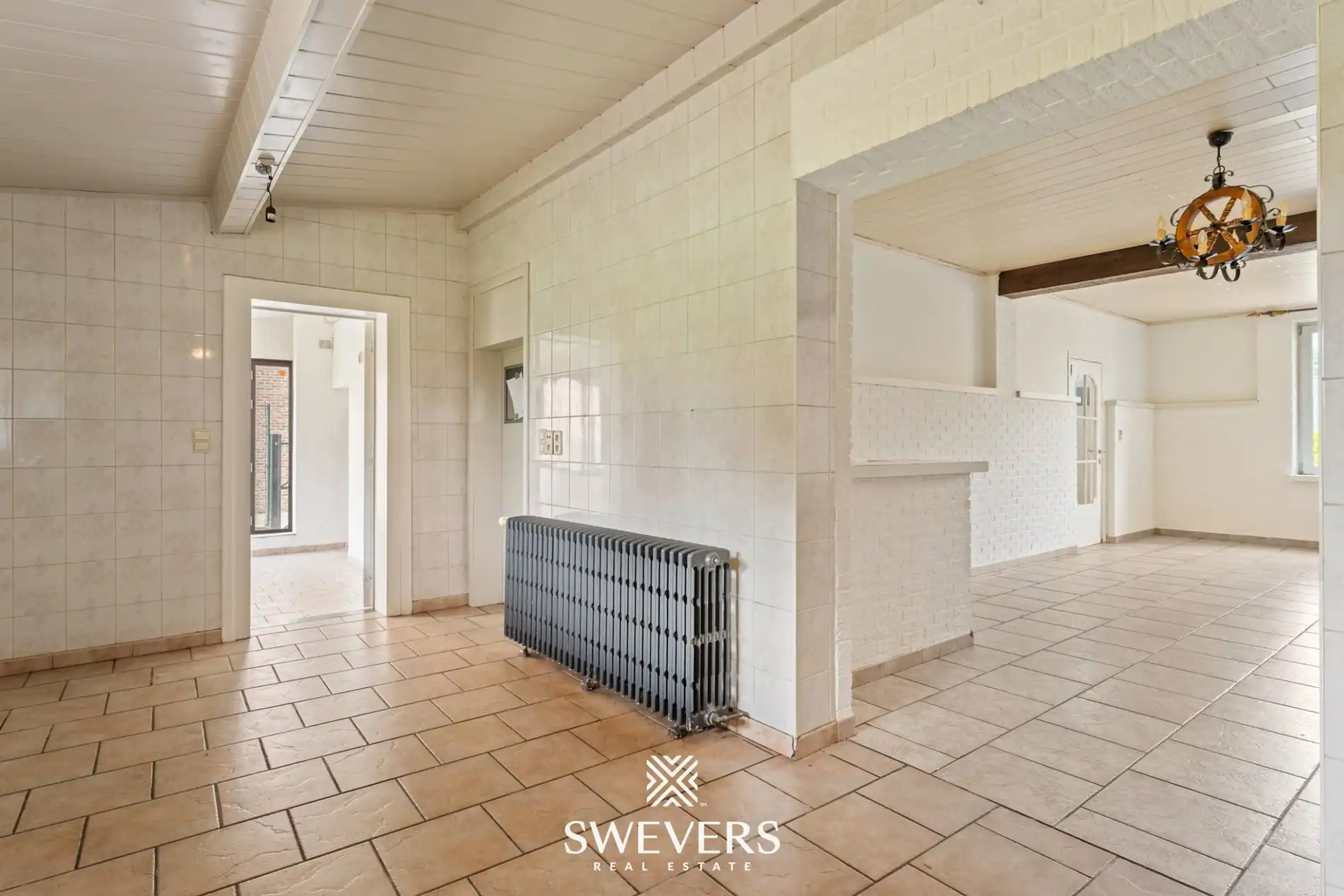 Charmante open bebouwing met 3 slaapkamers, zonnige tuin en renovatiepotentieel foto 10