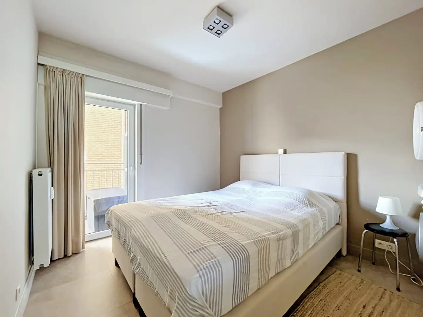 Gerenoveerd appartement met panoramisch zeezicht. foto 8