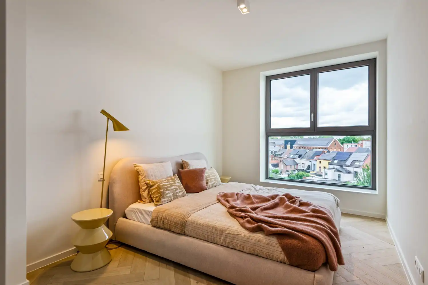 Stijlvol 3-slaapkamerappartement met wintertuin in hartje Lier foto 9