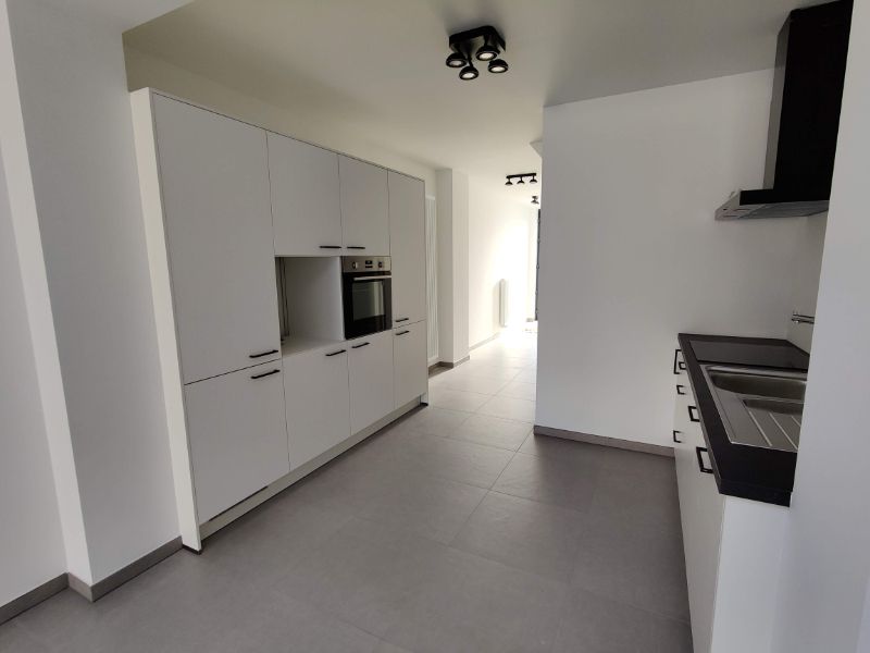 Volledig vernieuwde woning in centrum Brakel foto 8