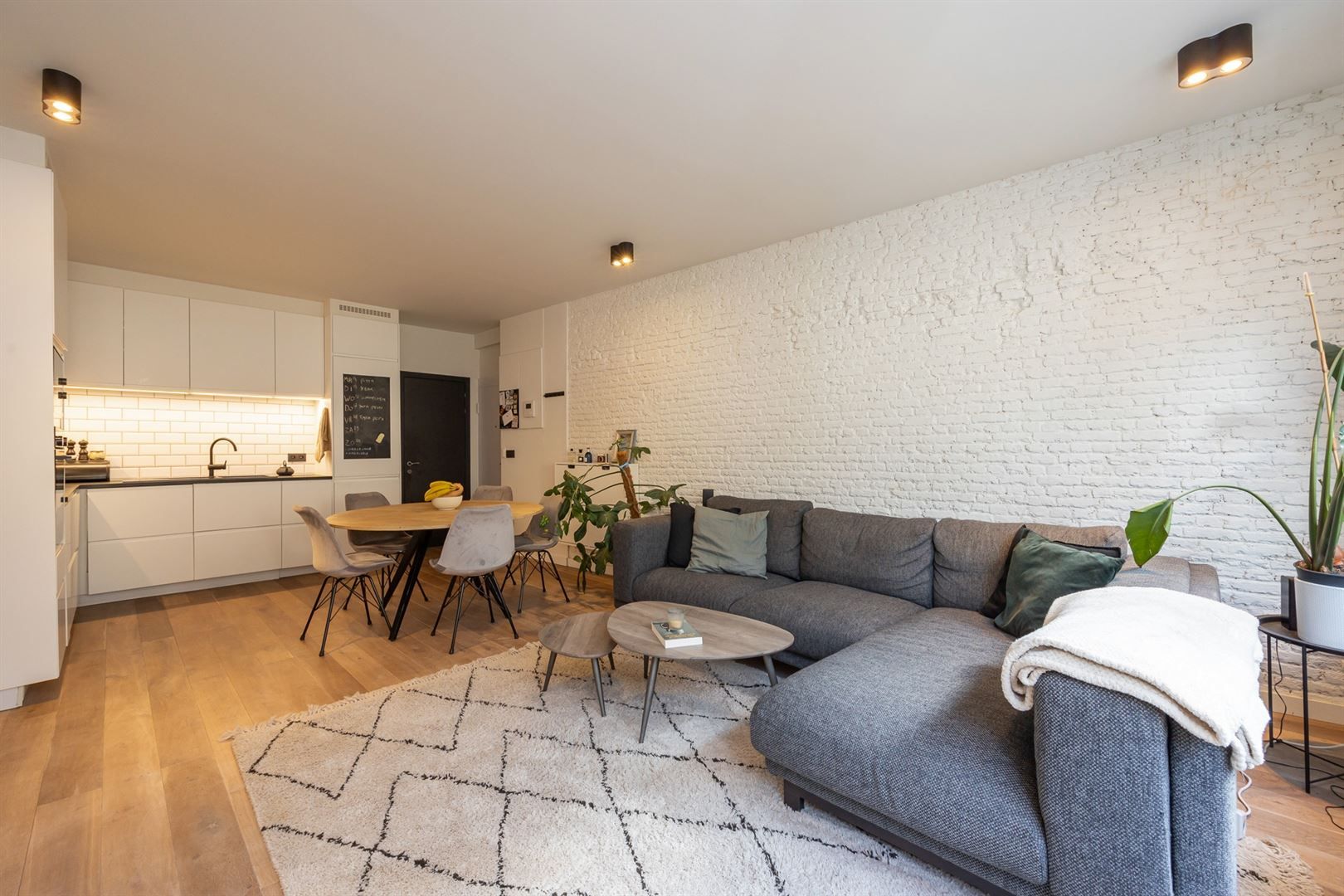 Stijlvol energiezuinig 2-slaapkamer appartement foto 3