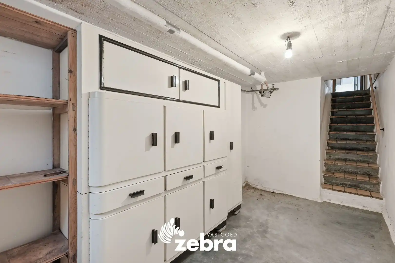 Woning met veel potentieel, 3 slaapkamers en ruime zolder in hartje Tielt! foto 20