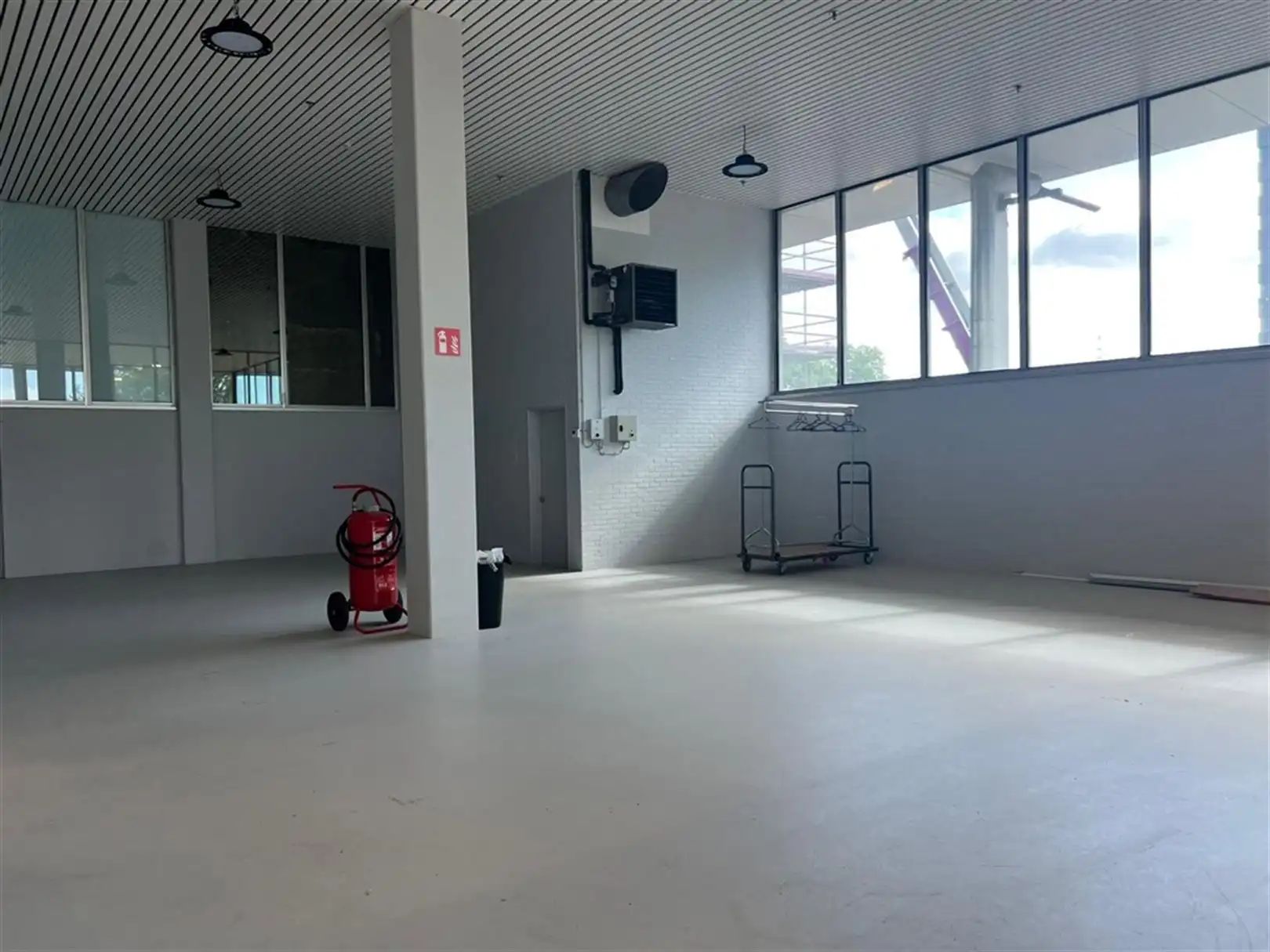 Kantoren te huur in de Ahlers Building foto 14