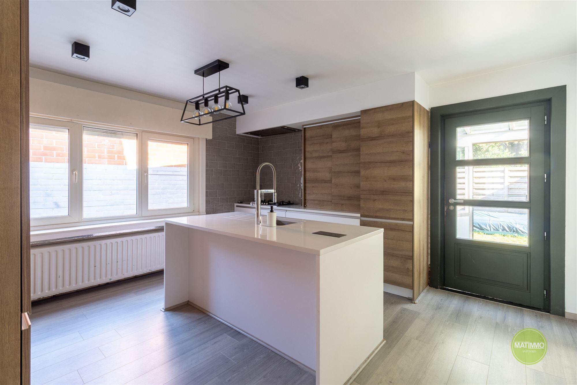 Charmante instapwoning nabij centrum Arendonk foto 8