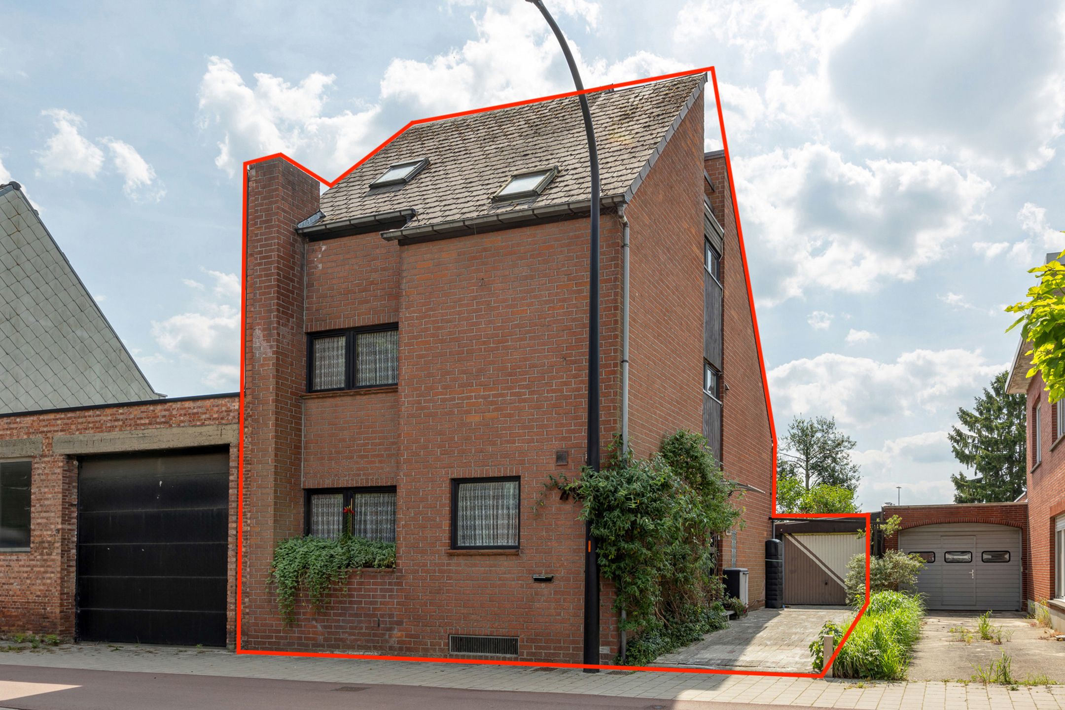 Architecturale 3-gevel woning met zuid-west tuin foto 2
