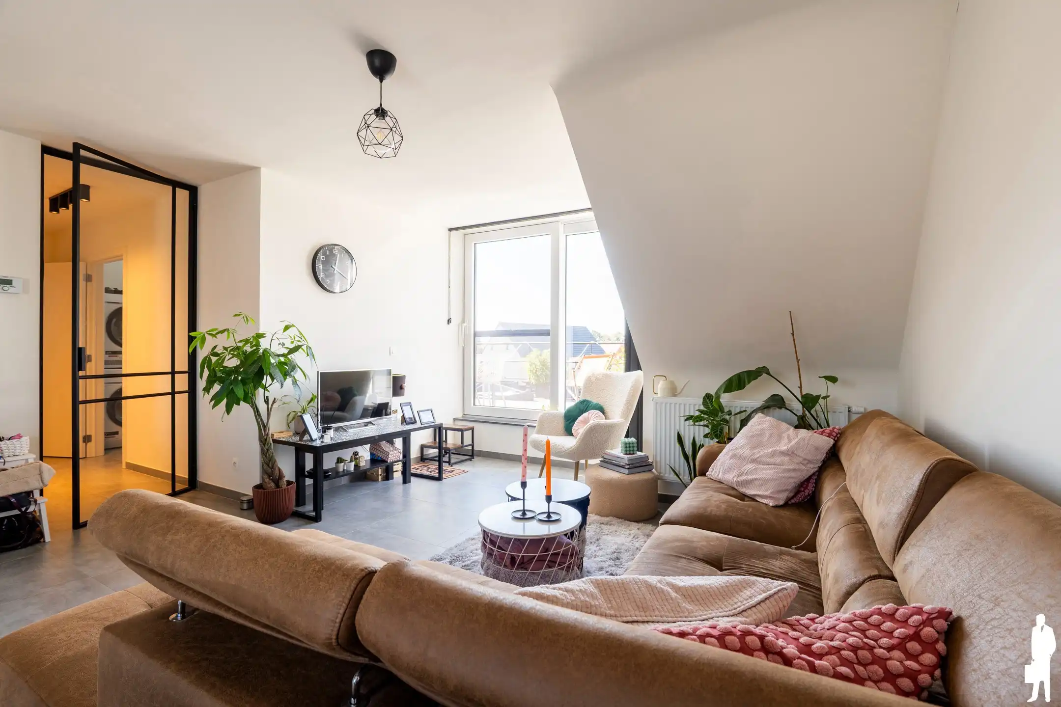 Dakappartement met 2 slaapkamers en ruim terras foto 4