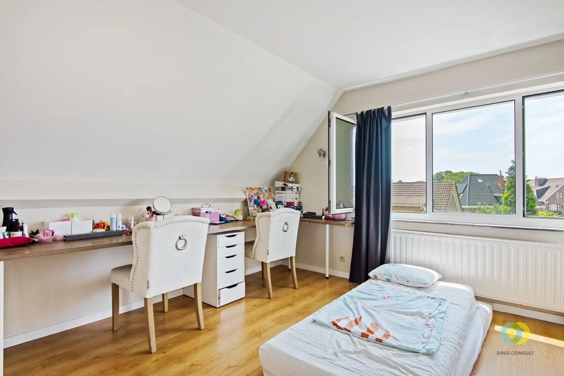 Ruime gezinsvilla met tuin en zwembad  foto 26