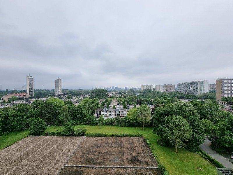 prachtig gelegen appartement met zicht over groen Linkeroever met parkeerplaats foto 10