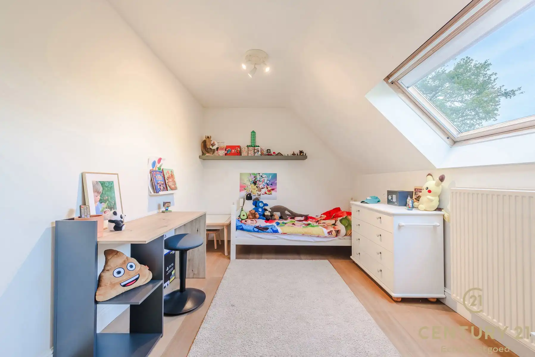 Praktisch gelegen, perfect onderhouden villa met zwembad foto 24