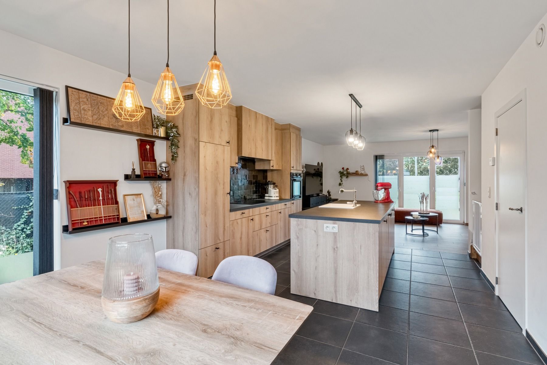 Huis te koop foto {{pictureIndex}}