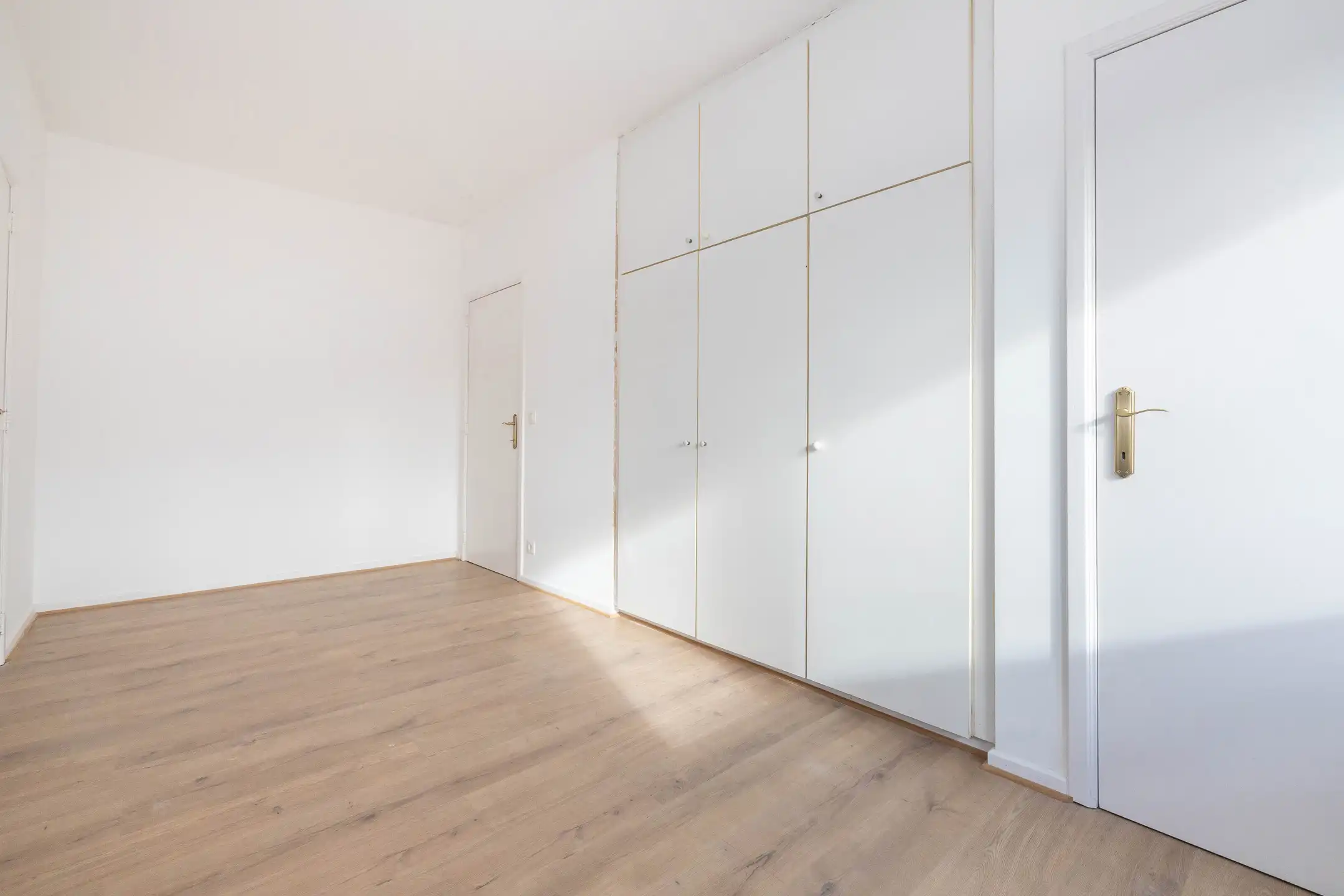 PRACHTIGE GERENOVEERDE VILLA IN WATERLOO foto 16