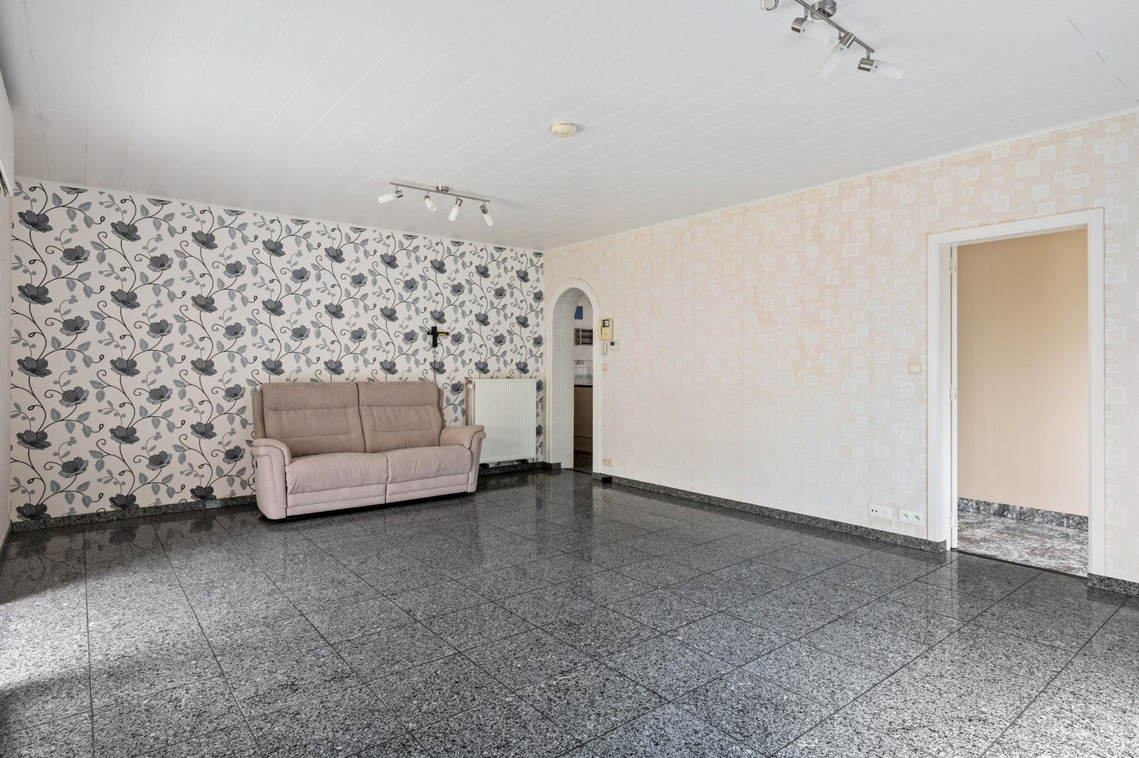 Gelijkvloerse woning te renoveren met 3 slaapkamers foto 5